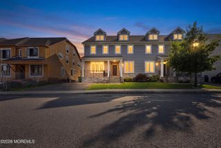 46 Blue River Way, Lakewood, NJ 08701