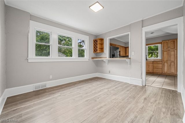 1376 Goodyear Boulevard, Akron, OH 44305