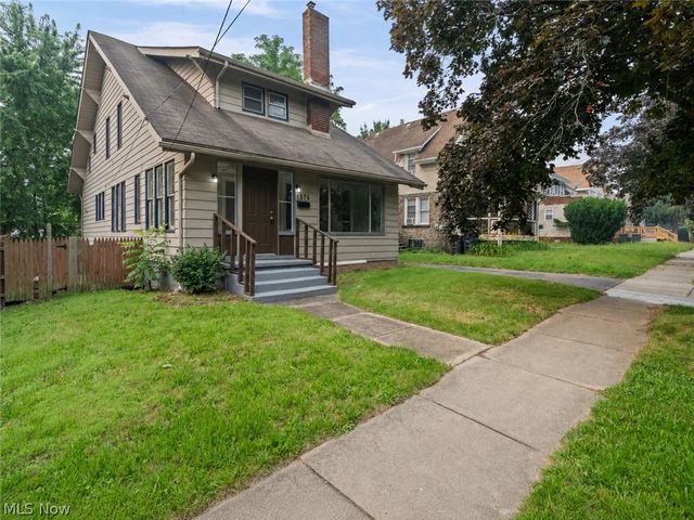 1376 Goodyear Boulevard, Akron, OH 44305