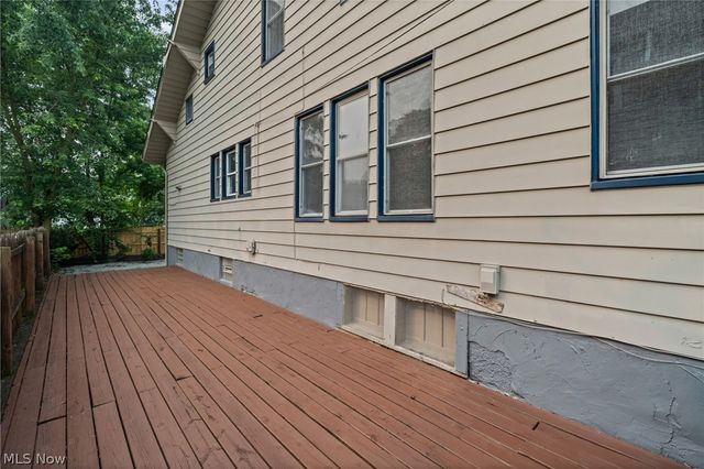 1376 Goodyear Boulevard, Akron, OH 44305