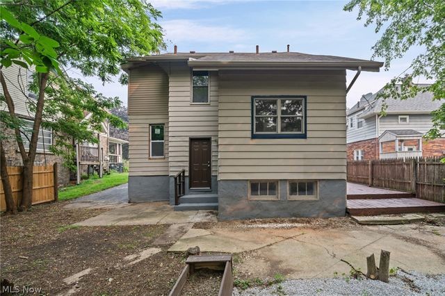 1376 Goodyear Boulevard, Akron, OH 44305