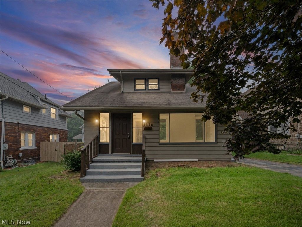 1376 Goodyear Boulevard, Akron, OH 44305