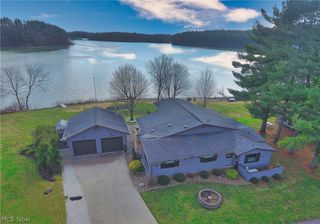 1251 Arrowhead Drive SW, Dellroy, OH 44620