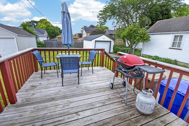 6225 34th AVENUE, Kenosha, WI 53142