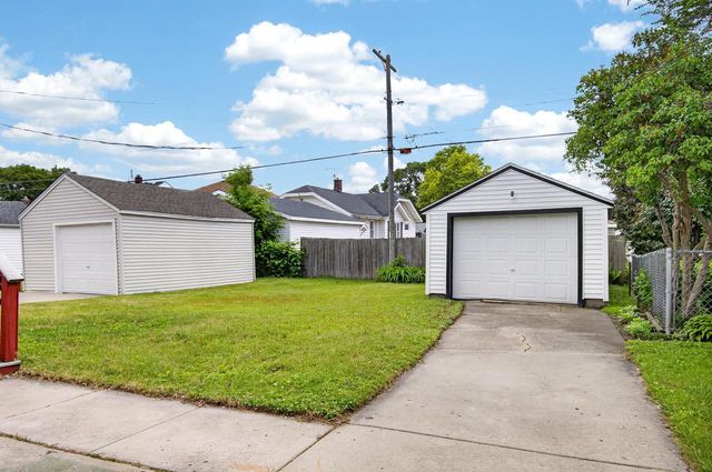 6225 34th AVENUE, Kenosha, WI 53142