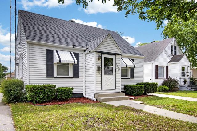 6225 34th AVENUE, Kenosha, WI 53142
