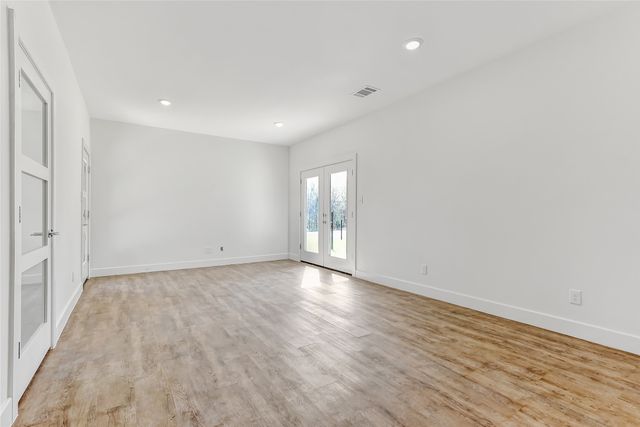 3260 Crawford 401, Denison, TX 75020