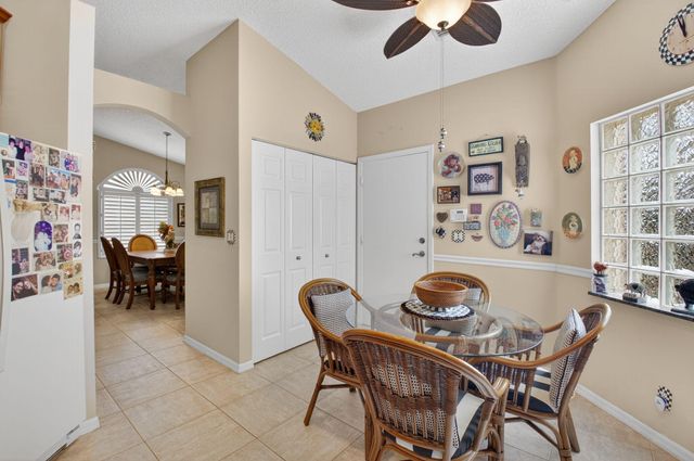 6129 Petunia Road, Delray Beach, FL 33484