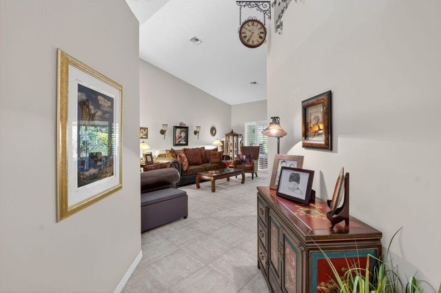 6129 Petunia Road, Delray Beach, FL 33484