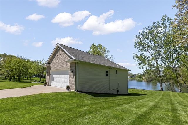 69100 Chief Court, White Pigeon, MI 49099