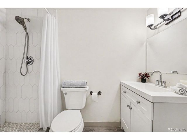 300 S Clinton St 8C, Denver, CO 80247