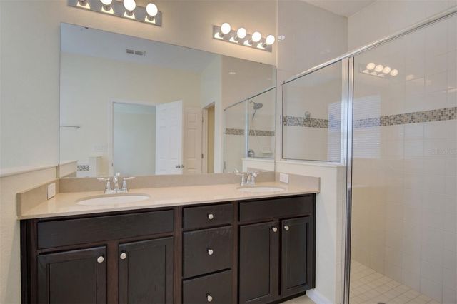 5066 DOVE TREE STREET, Orlando, FL 32811