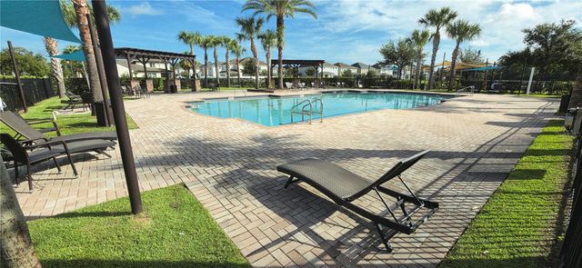 5066 DOVE TREE STREET, Orlando, FL 32811