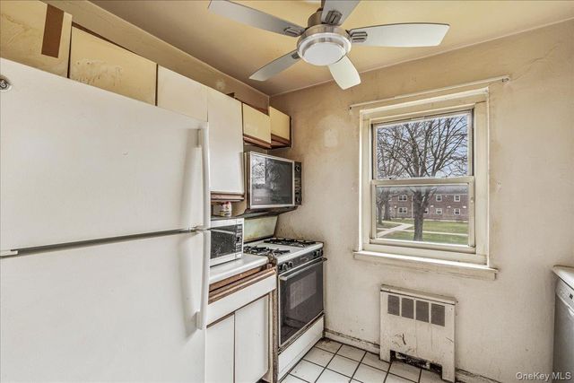 152-10 Melbourne Avenue 223A, Flushing, NY 11367