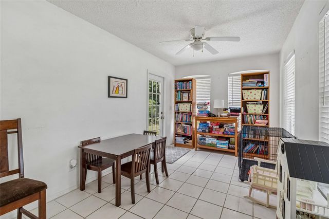 19204 GARDEN QUILT CIRCLE, Lutz, FL 33558