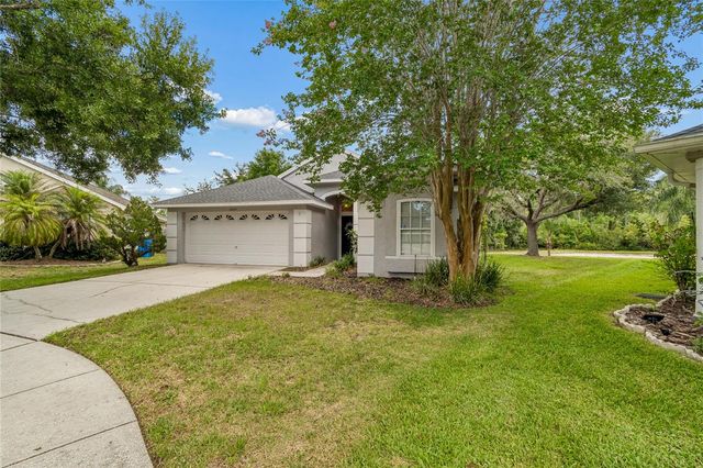 19204 GARDEN QUILT CIRCLE, Lutz, FL 33558