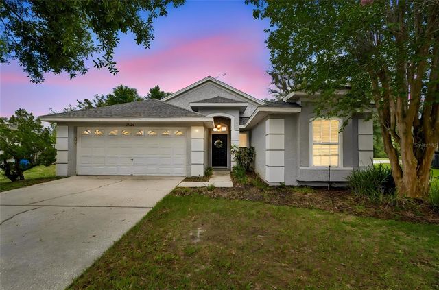 19204 GARDEN QUILT CIRCLE, Lutz, FL 33558