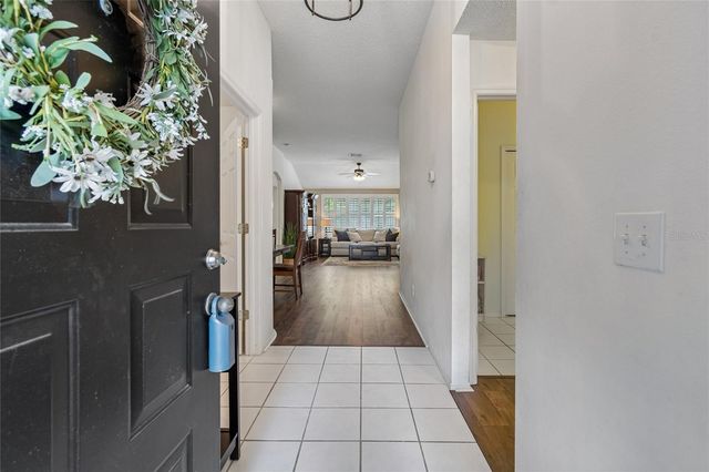 19204 GARDEN QUILT CIRCLE, Lutz, FL 33558