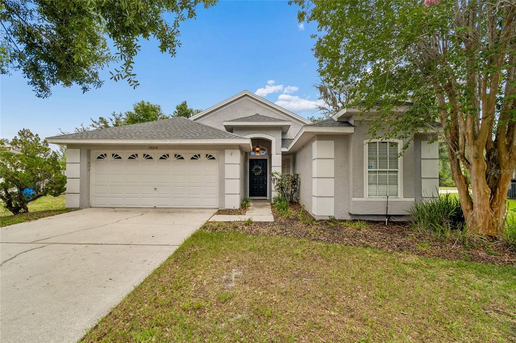 19204 GARDEN QUILT CIRCLE, Lutz, FL 33558