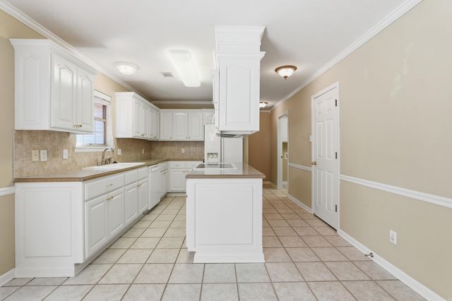 28 Hudson Bay Drive, Maumelle, AR 72113