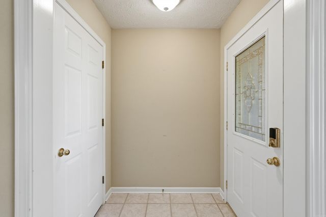 28 Hudson Bay Drive, Maumelle, AR 72113