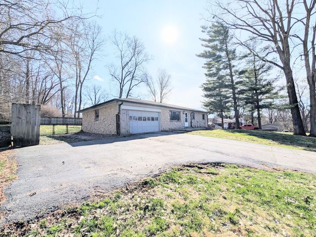 8625 Edith Street, Martinsville, IN 46151