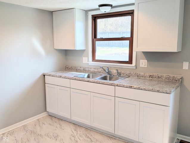 8625 Edith Street, Martinsville, IN 46151