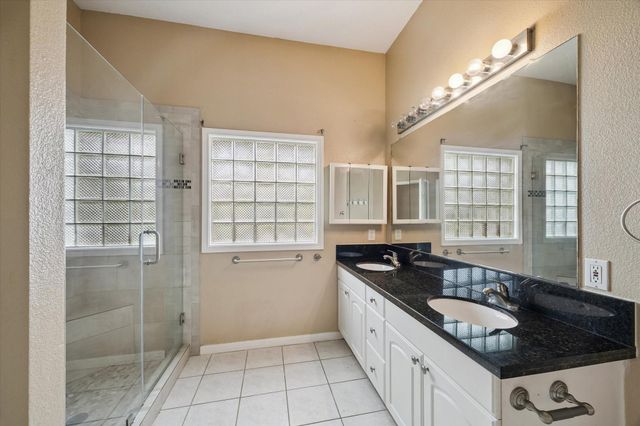 2709 Avenue D, San Leon, TX 77539