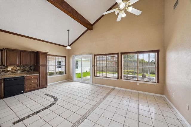 2709 Avenue D, San Leon, TX 77539