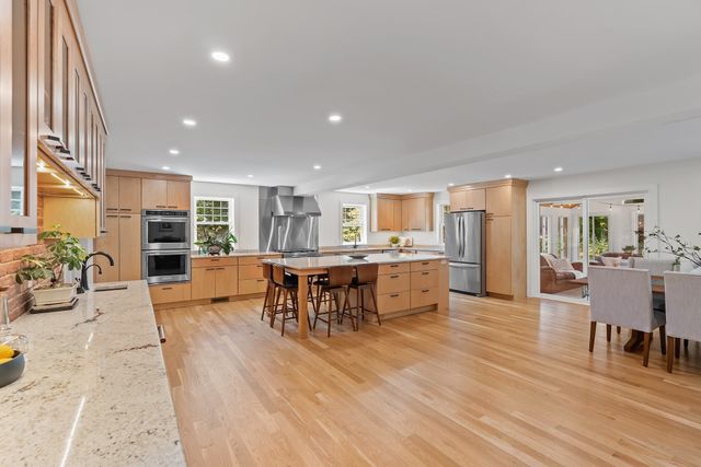 334 Farm Road, Marlborough, MA 01752