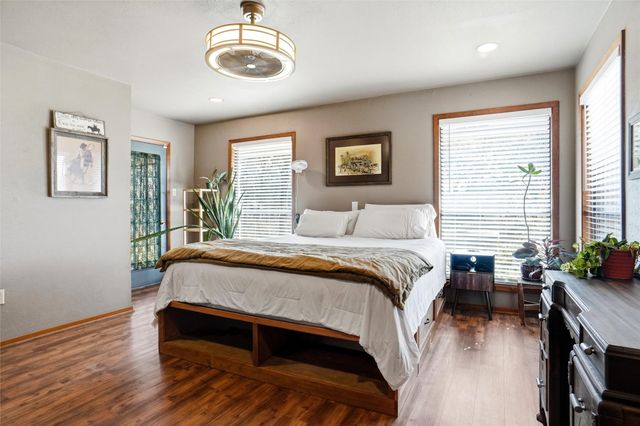 1901 Adams Lane, Azle, TX 76020