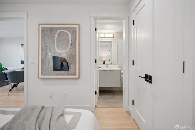 2120 Revere Avenue, San Francisco, CA 94124