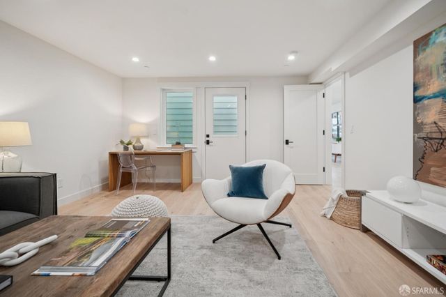 2120 Revere Avenue, San Francisco, CA 94124