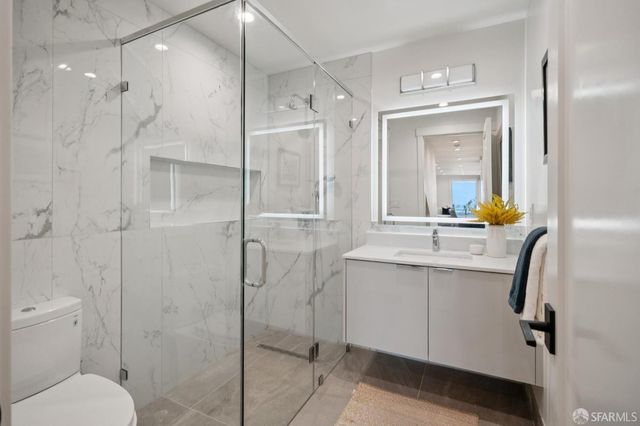 2120 Revere Avenue, San Francisco, CA 94124