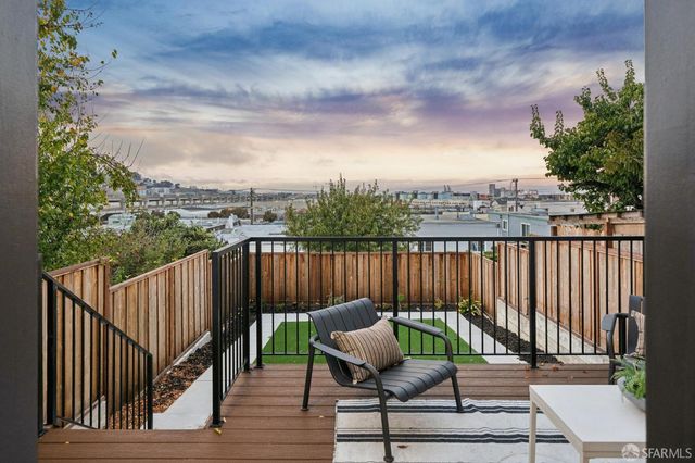 2120 Revere Avenue, San Francisco, CA 94124
