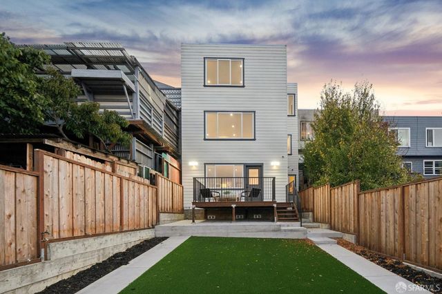 2120 Revere Avenue, San Francisco, CA 94124