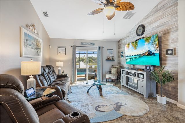 1650 Westfield Court, Vero Beach, FL 32966