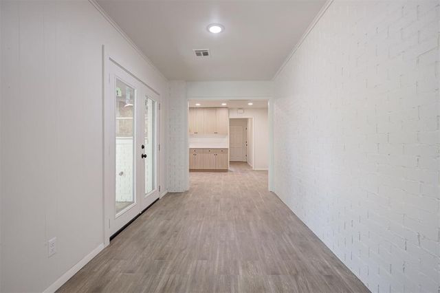 1801 Hardy Drive, Edmond, OK 73013