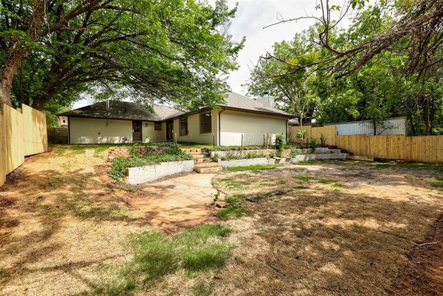 1801 Hardy Drive, Edmond, OK 73013