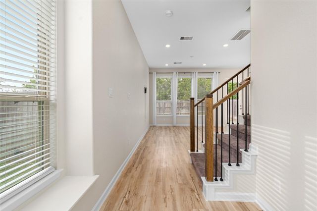 646 Aspen Falls Court, Conroe, TX 77304