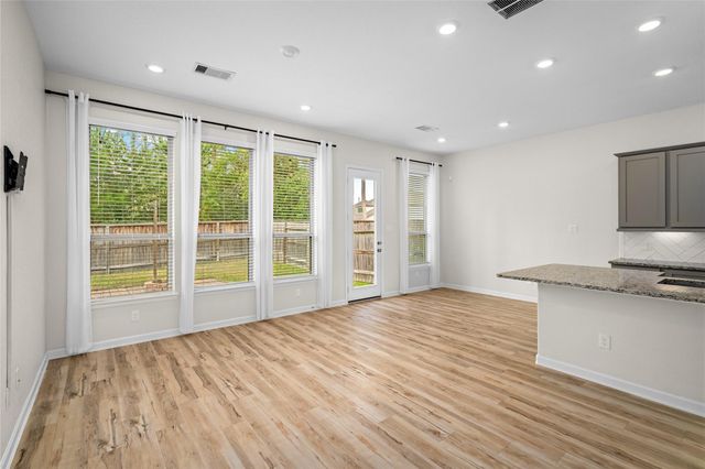 646 Aspen Falls Court, Conroe, TX 77304