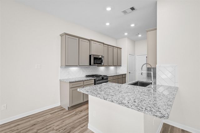 646 Aspen Falls Court, Conroe, TX 77304