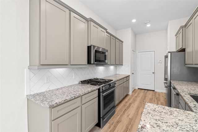 646 Aspen Falls Court, Conroe, TX 77304