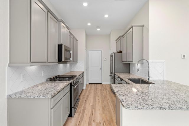 646 Aspen Falls Court, Conroe, TX 77304