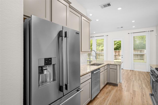 646 Aspen Falls Court, Conroe, TX 77304