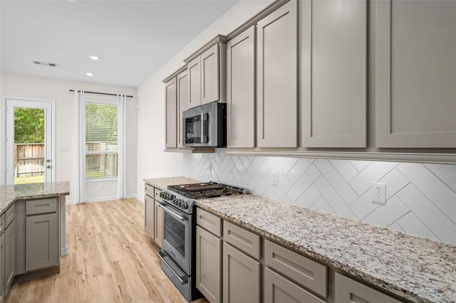 646 Aspen Falls Court, Conroe, TX 77304