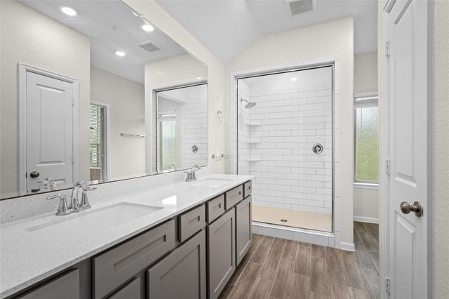 646 Aspen Falls Court, Conroe, TX 77304