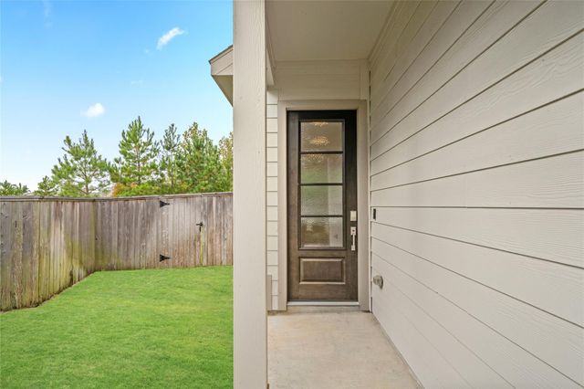 646 Aspen Falls Court, Conroe, TX 77304