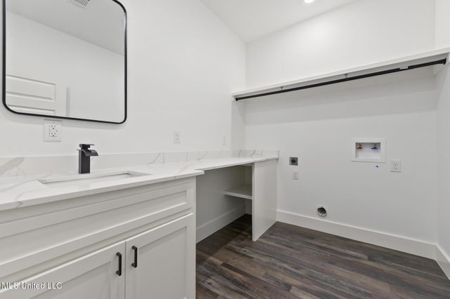 632 Oakleigh Avenue, Gulfport, MS 39507