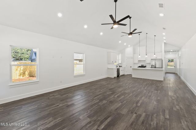 632 Oakleigh Avenue, Gulfport, MS 39507